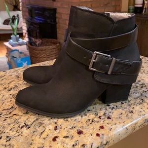 Life Stride Booties